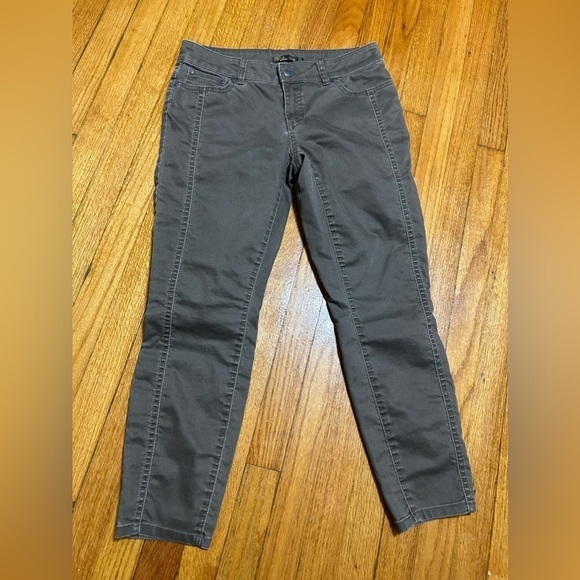 prAna Pants Women's Size 10/30 Brown Denim Carlotta  Stretch Skinny Mid Rise - Picture 1 of 8